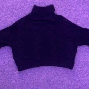 Cute turtle neck knitted sweater! #winter #warm #knit